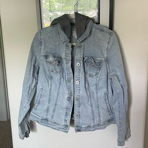 Torrid jean jacket with hood